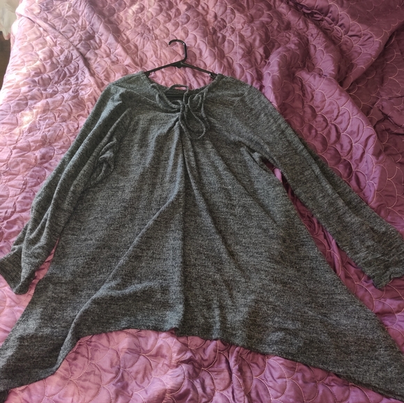 USED/NEW BUNDLE Of Plus Size Tops - Picture 13 of 13